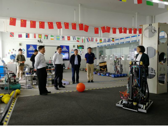 中华职业教育社总干事方乃纯在冷遹纪念馆调研