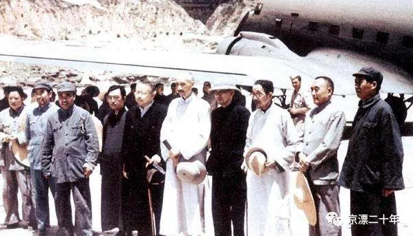 冷遹先生，书生走进现代社会的代表