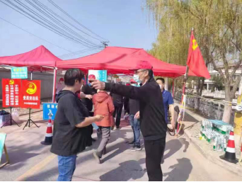 冷遹纪念馆凝心聚力战疫情